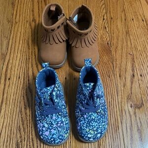 Size: 4C // Carter’s Boot Bundle